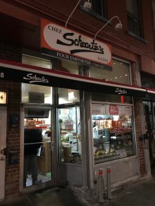 Schwartz-deli-montreal-smoked-mean-beef-best